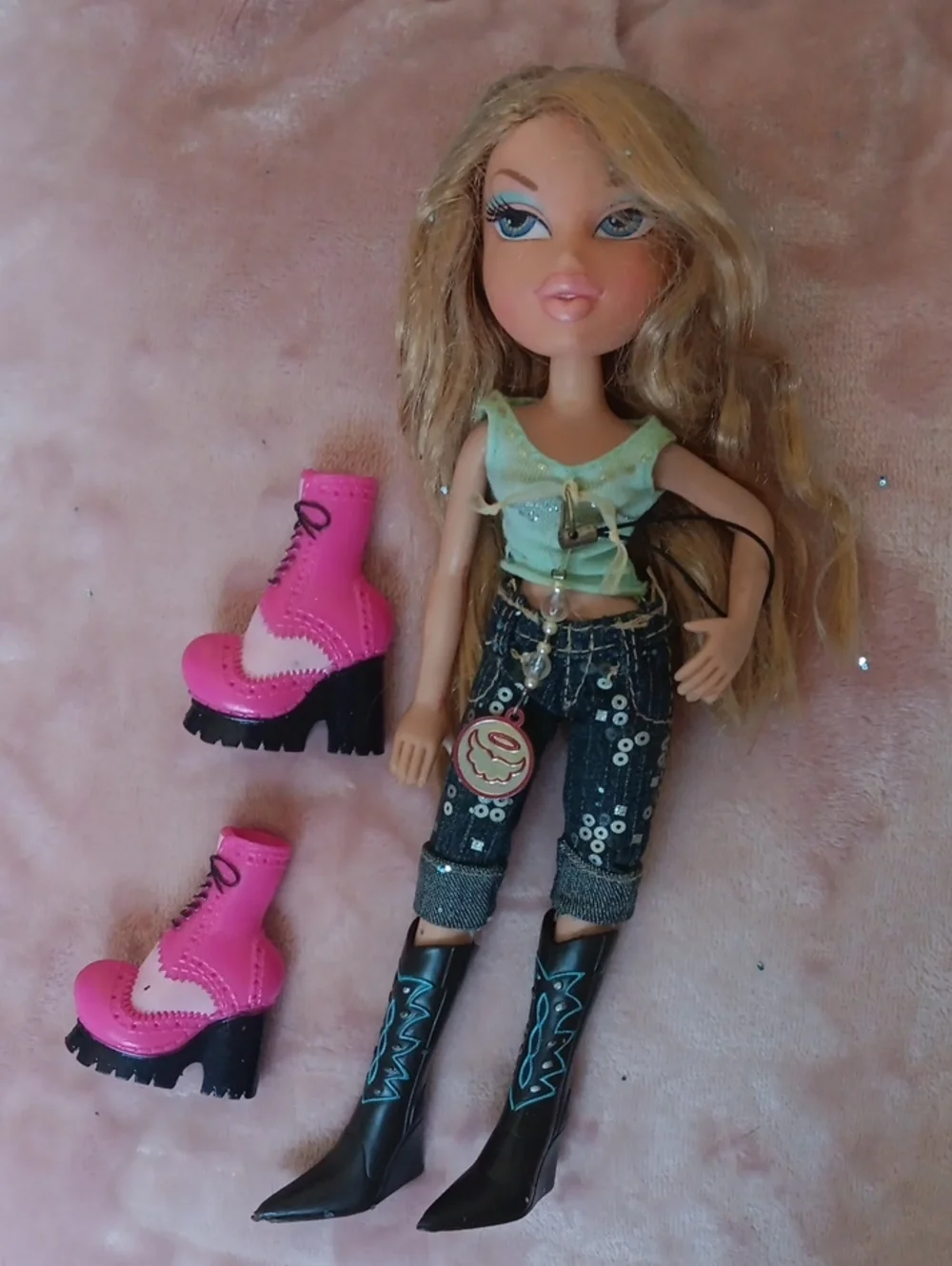 Bratz doll for collectors and girls Extra Boots